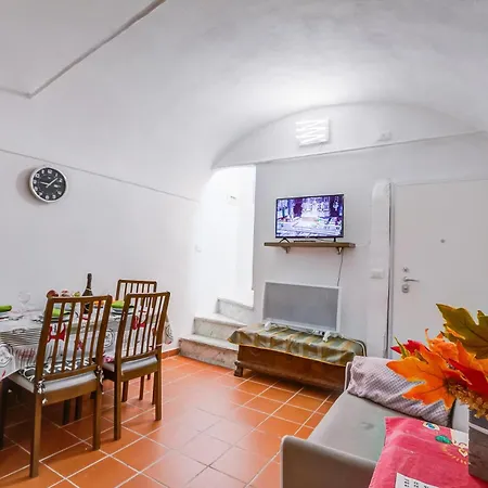 La Casa Di Rosy E Adri - Happy 圣雷默